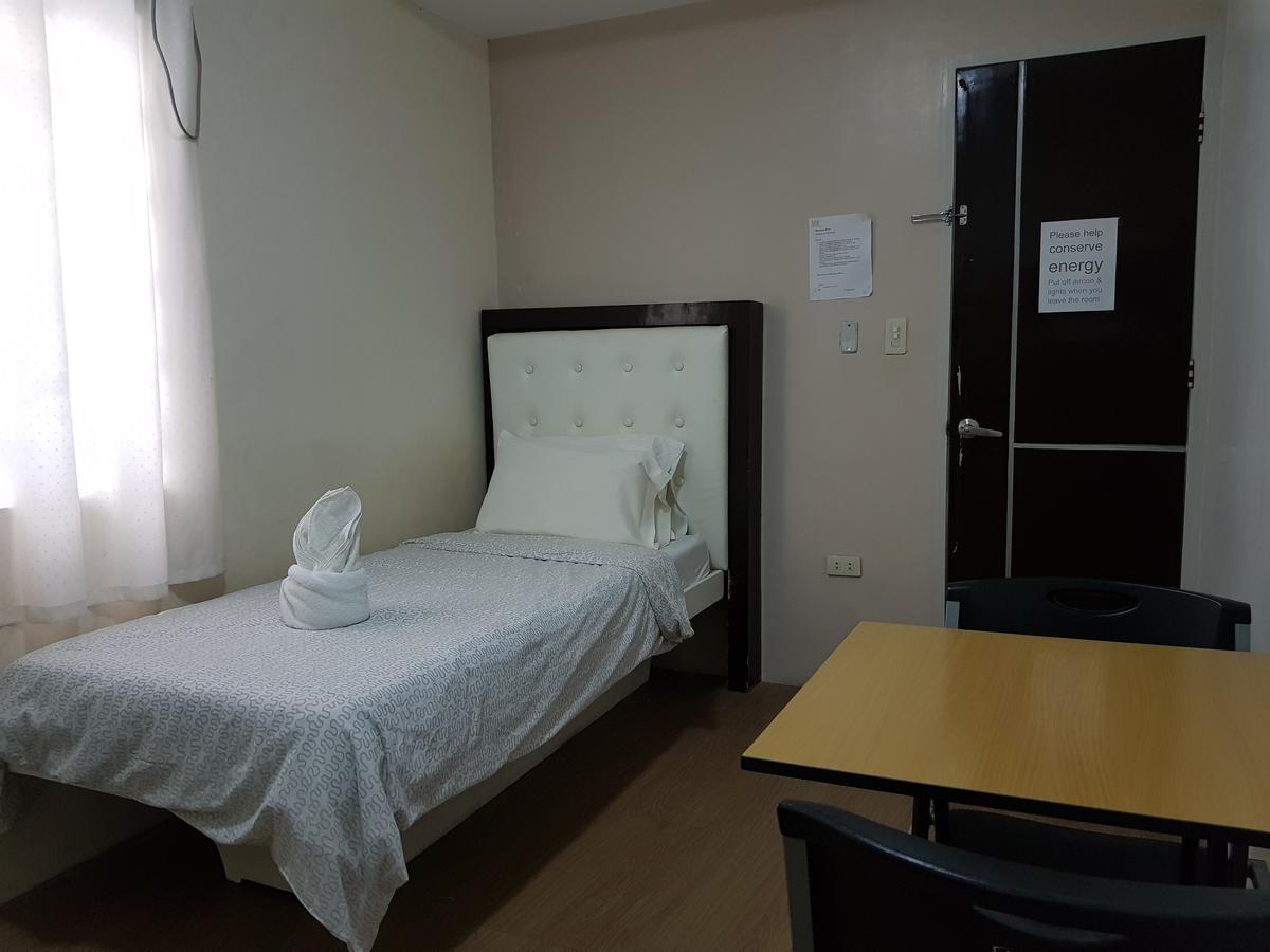 Hotel Giorgio General Santos City Esterno foto