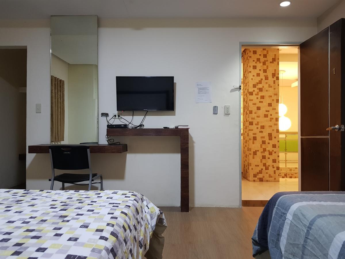 Hotel Giorgio General Santos City Esterno foto